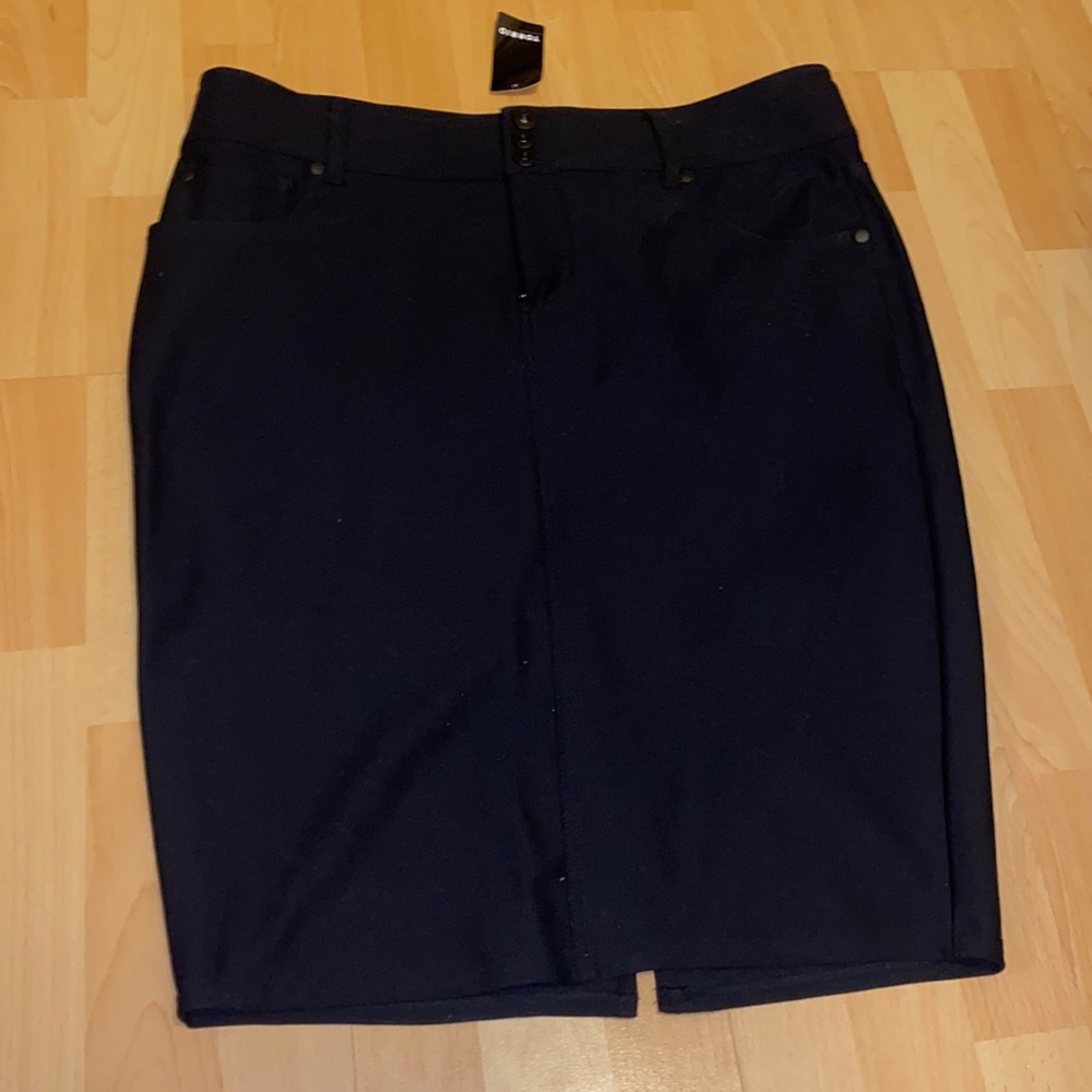 Black Torrid Pencil Skirt
